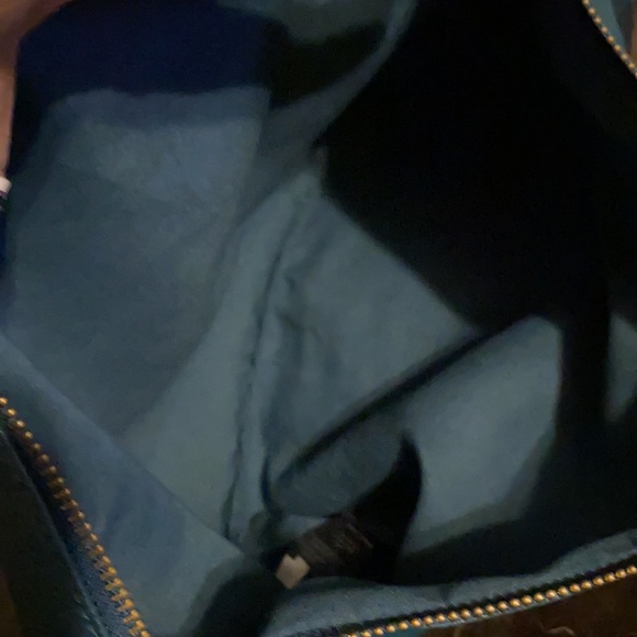 Bebe Los Angeles teal purse. Measures 14”x9”x4” with a 48” long and adjustable - Picture 6 of 6